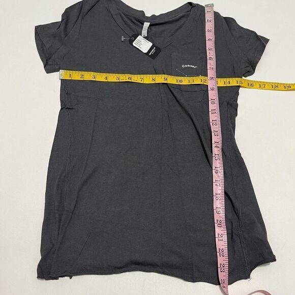 Michelle By Comune Zodiac Cancer Astrology Horoscope T-Shirt Charcoal Gray XS - Picture 4 of 10